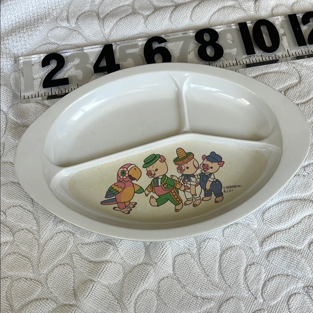 Vintage: DAIRISHA Inc. (Made in Japan) Divided Plate with Cartoon Characters